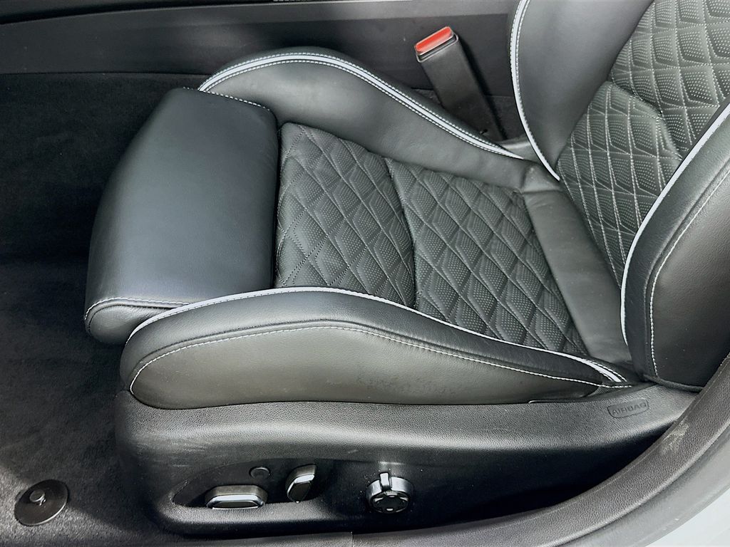 Thumbnail: 2023 Cadillac CT5 - 19