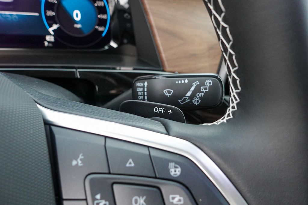 New 2026 Silver Volkswagen 2.0T SE w/Technology image 19