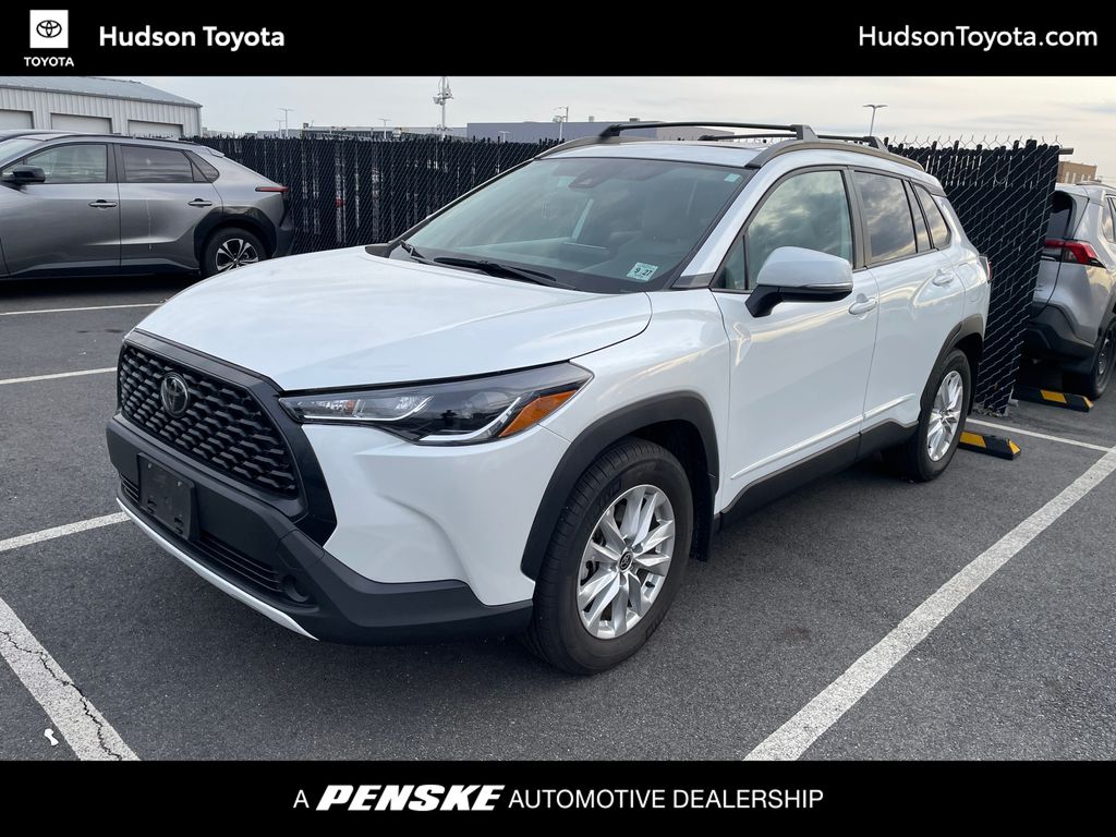 Thumbnail: 2022 Toyota Corolla Cross - 1