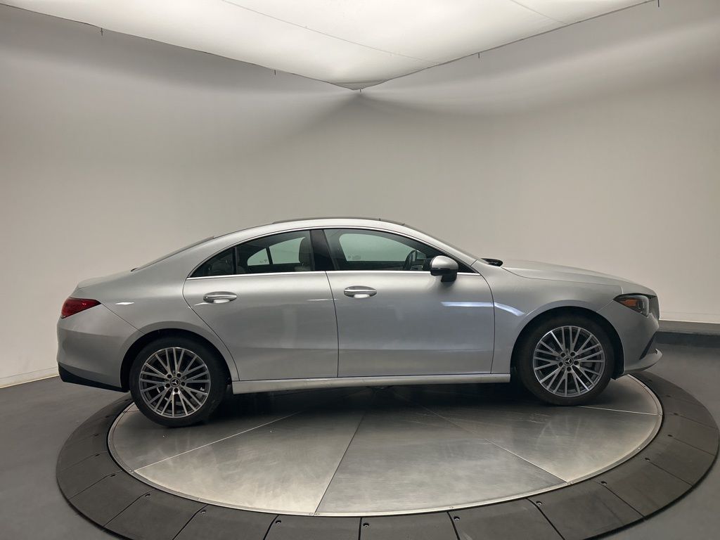 Thumbnail: 2022 Mercedes-Benz CLA - 8