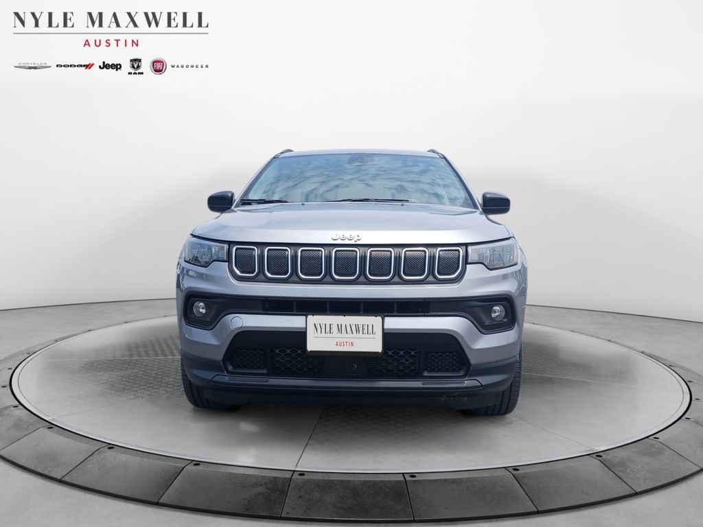Used Car 2022 Jeep Compass  Latitude Lux For Sale Under $20,000 In Austin, Texas