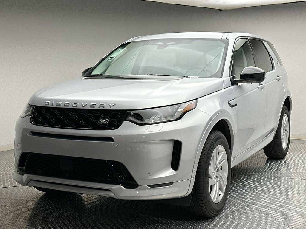 2025 Land Rover Discovery Sport S -
                Paramus, NJ