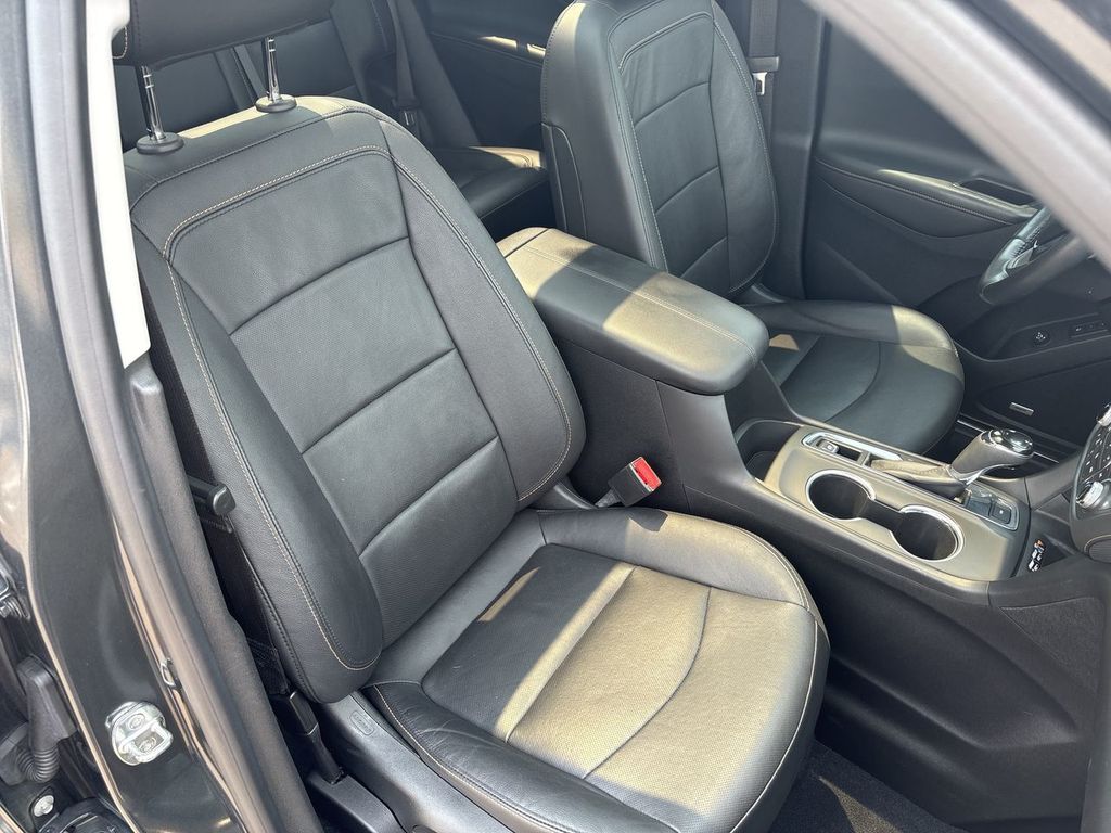 Used 2021 Chevrolet Equinox SUV