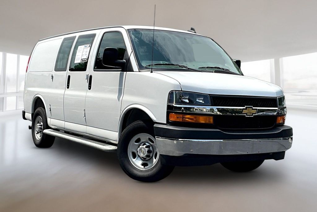 Summit White 2025 Chevrolet Express Cargo Van Rear-Wheel Drive 8-Speed Automatic Overdrive