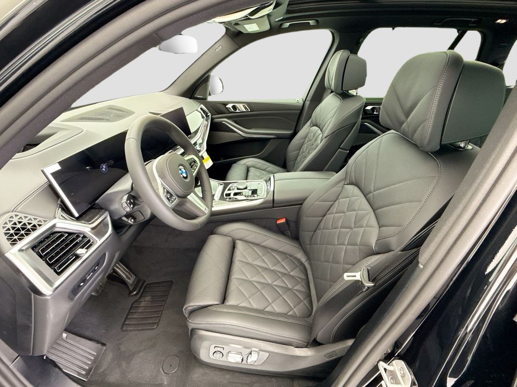 Thumbnail: 2026 BMW X5 - 18