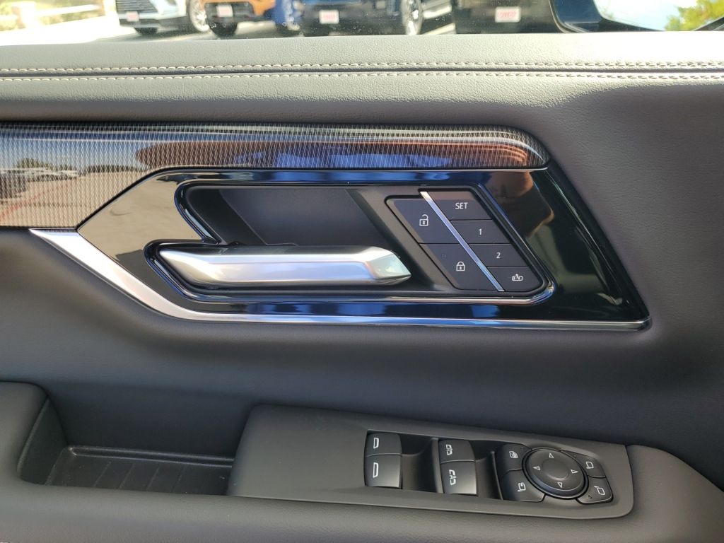 New Car 2025 Gmc Yukon  Elevation For Sale In Austin, Texas
