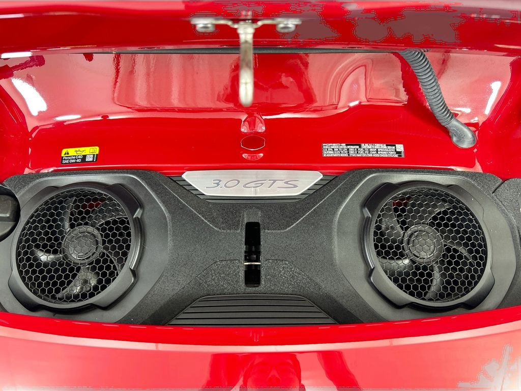 Thumbnail: 2024 Porsche 911 - 26