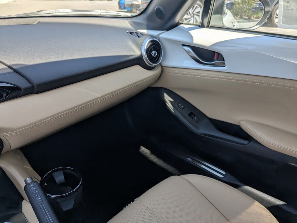 2026 Mazda MX-5 Miata RF Grand Touring