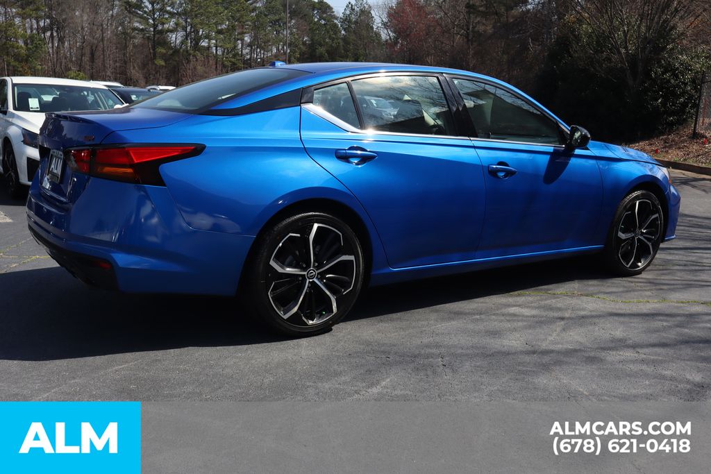 Used 2025 Blue Nissan 2.5 SR image 6