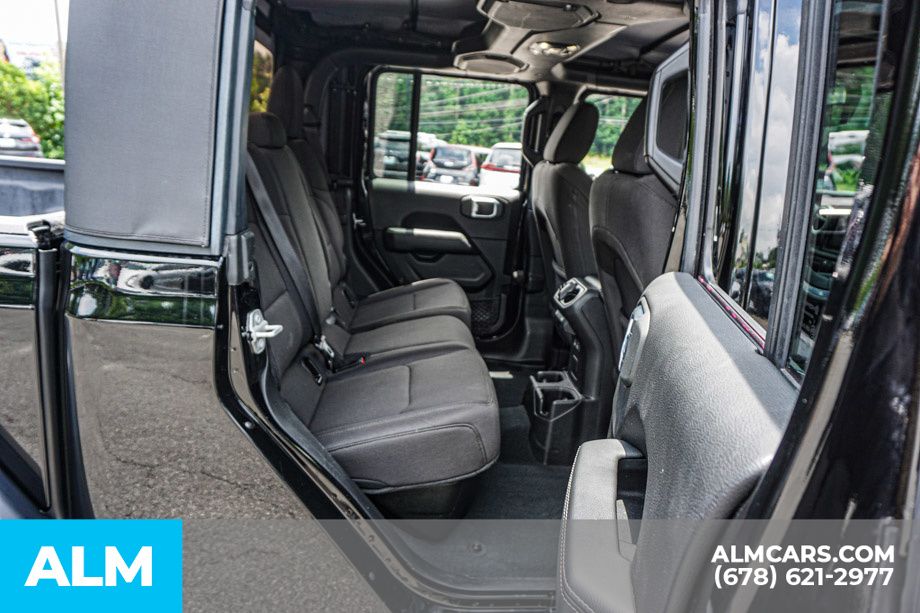 Used 2022 Black Jeep Overland image 22