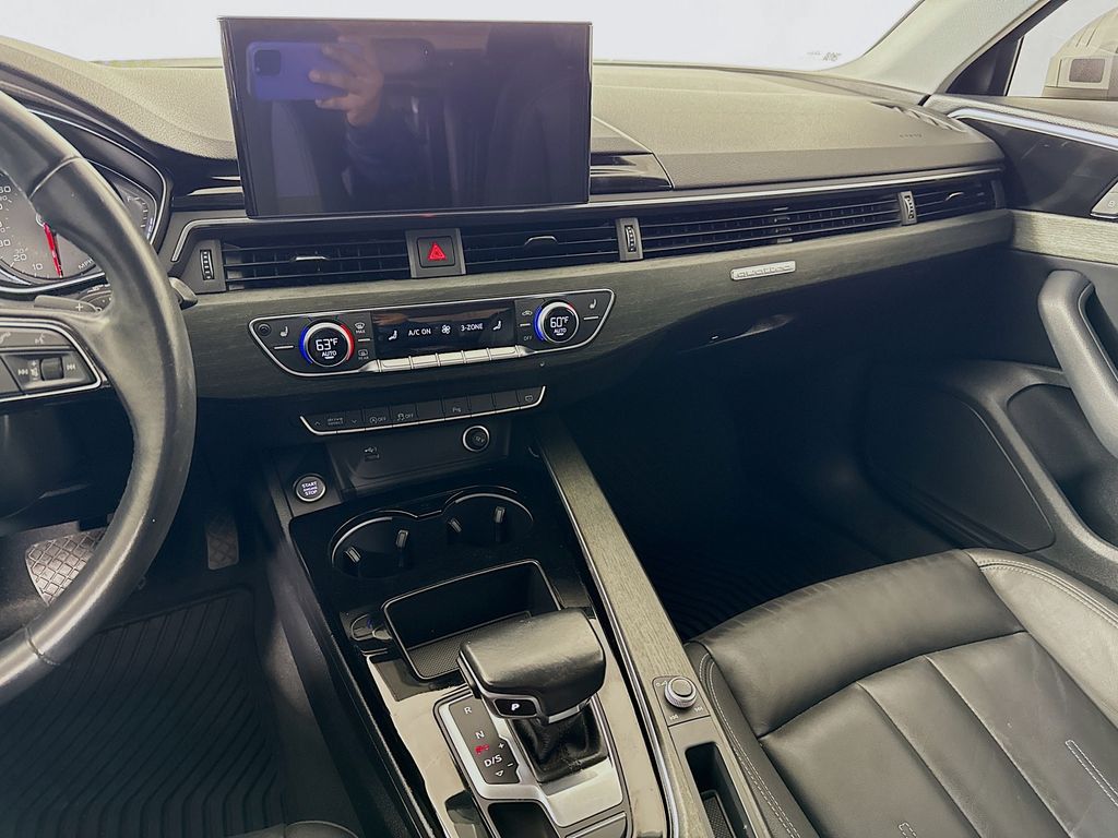 Thumbnail: 2021 Audi A4 - 23