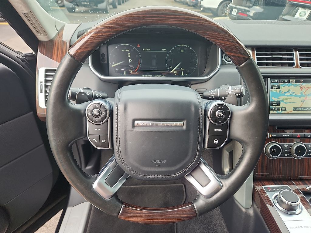 Thumbnail: 2015 Land Rover Range Rover - 20