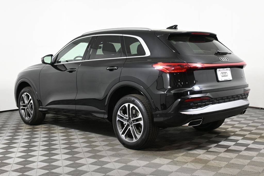 Thumbnail: 2025 Audi Q5 - 5