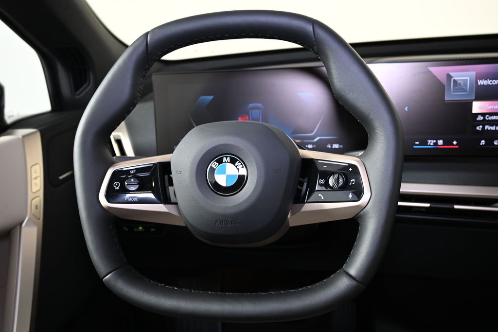 Thumbnail: 2026 BMW iX - 17