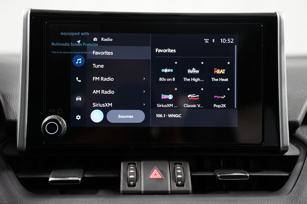 2025 Toyota RAV4 XLE Premium 18