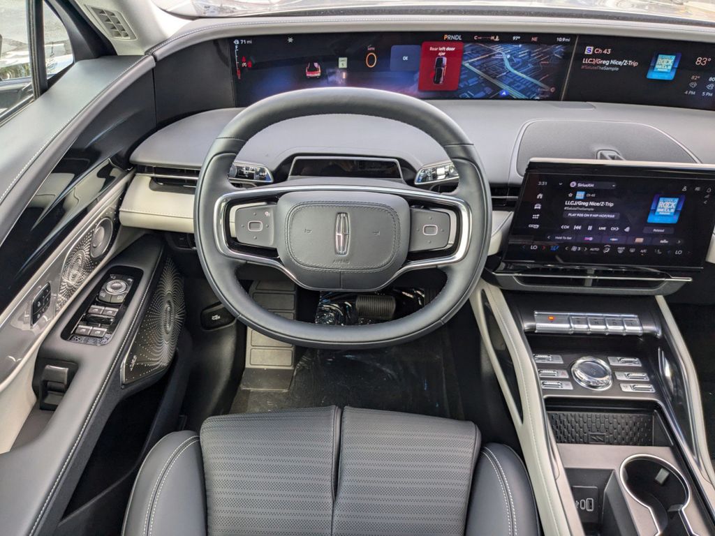 2025 Lincoln Nautilus Reserve