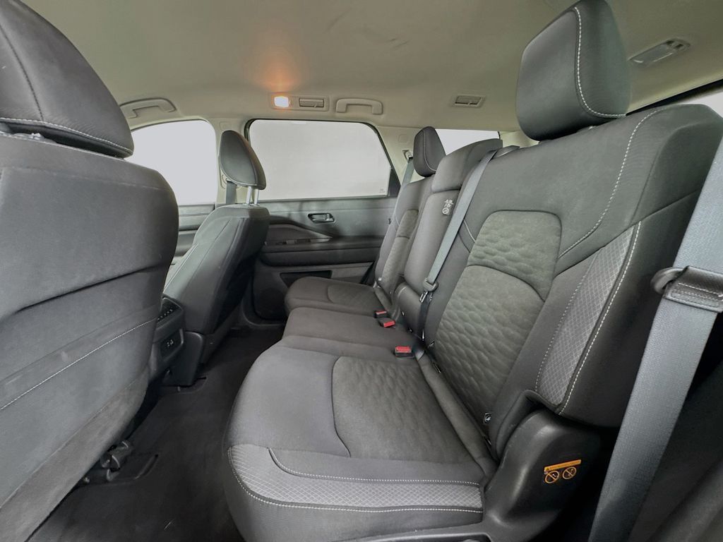 Used Car 2024 Nissan Pathfinder  Sv For Sale Under $30,000 In Austin, Texas