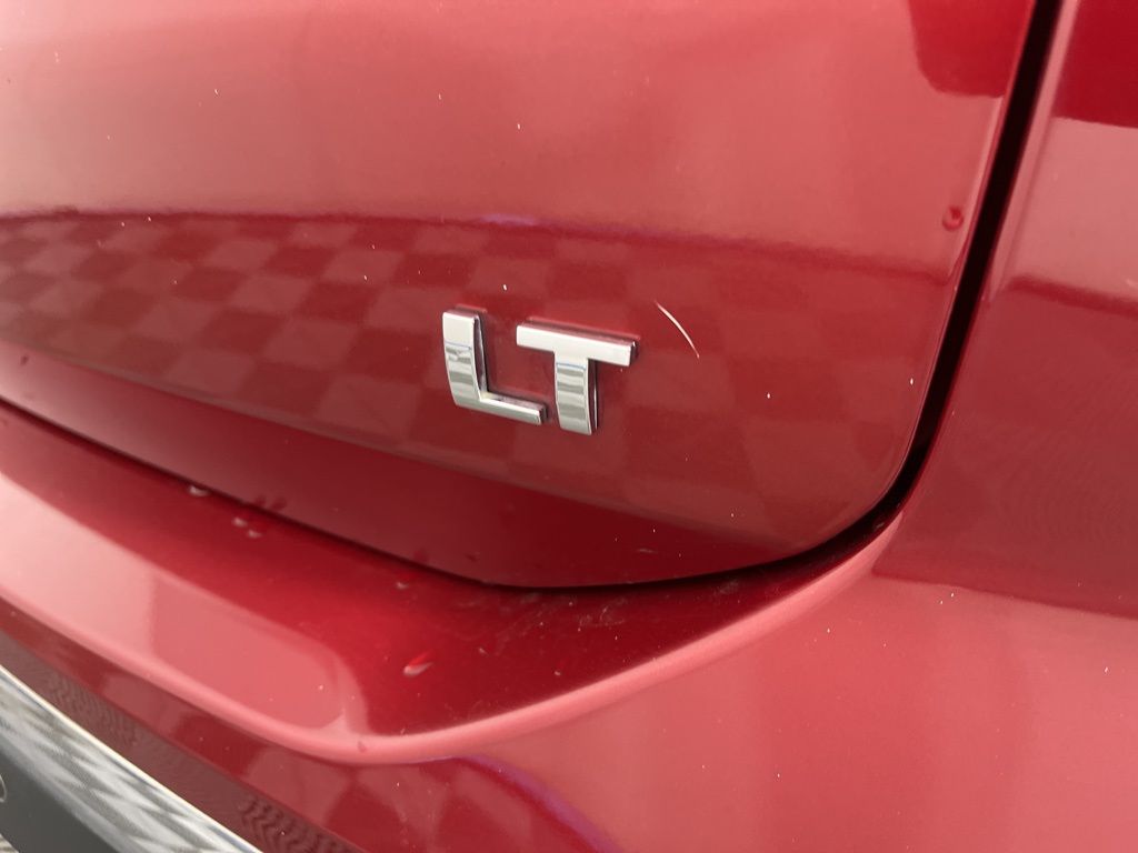 Thumbnail: 2019 Chevrolet Equinox - 4