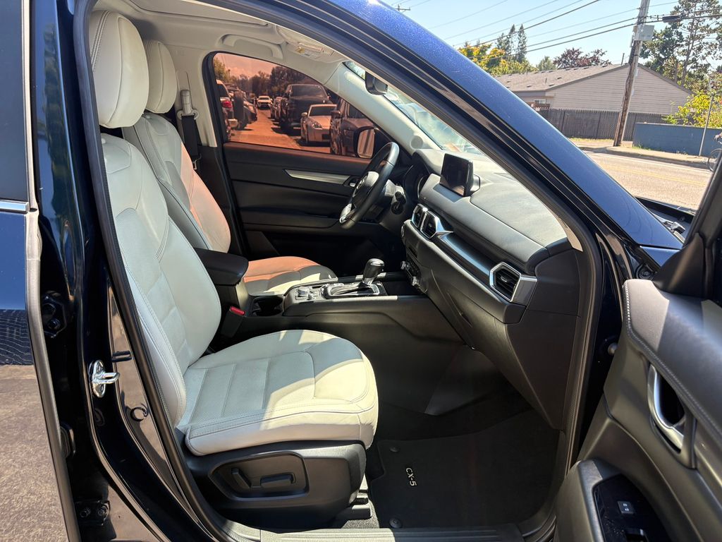 2023 Mazda CX-5 2.5 S Preferred Package