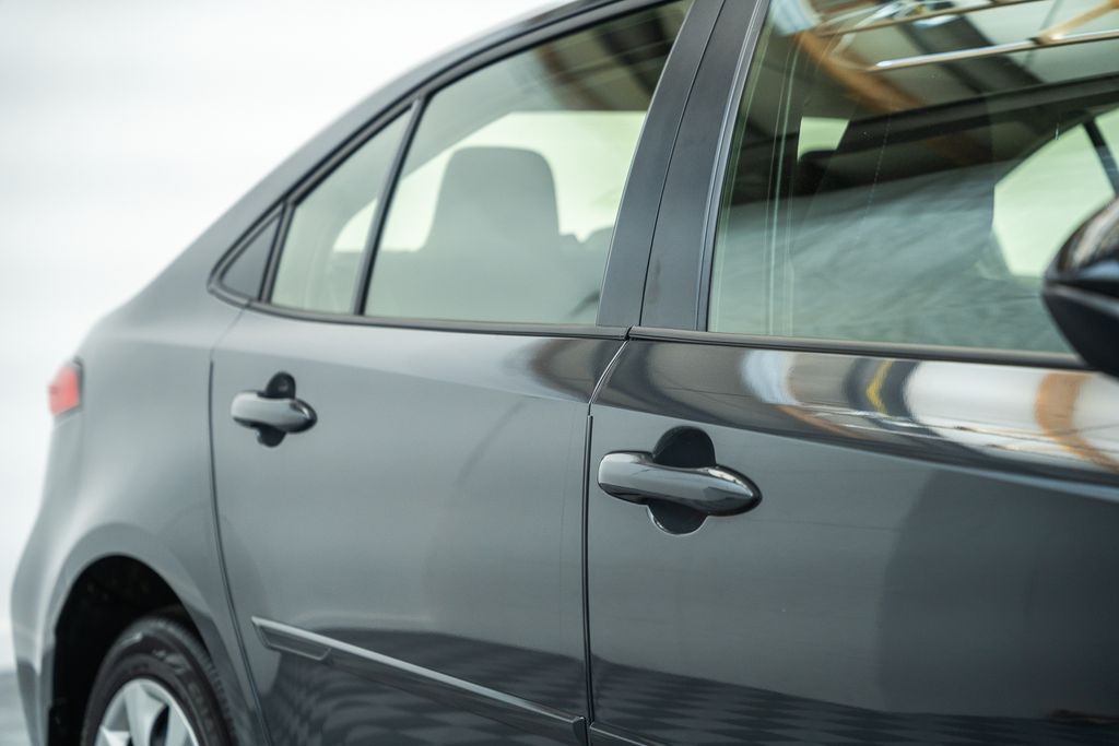 ToyotaCorolla Hybrid15