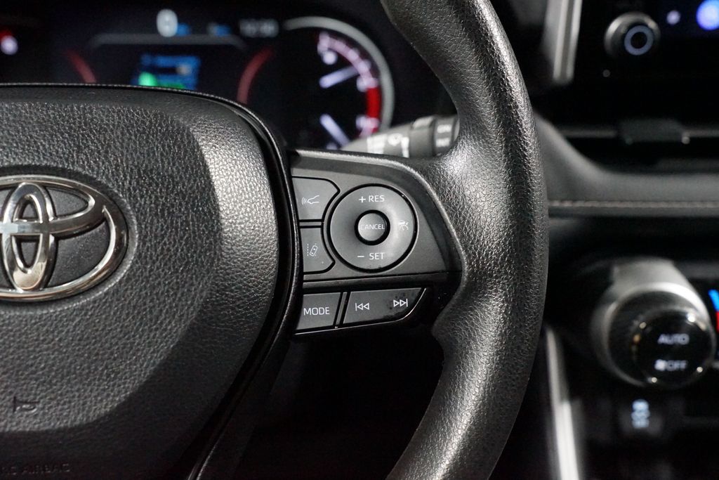 Thumbnail: 2024 Toyota RAV4 - 13