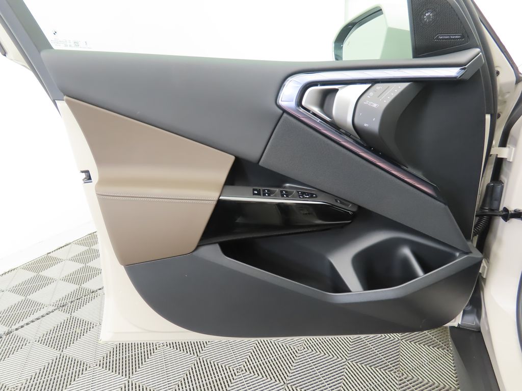 Thumbnail: 2026 BMW X3 - 25