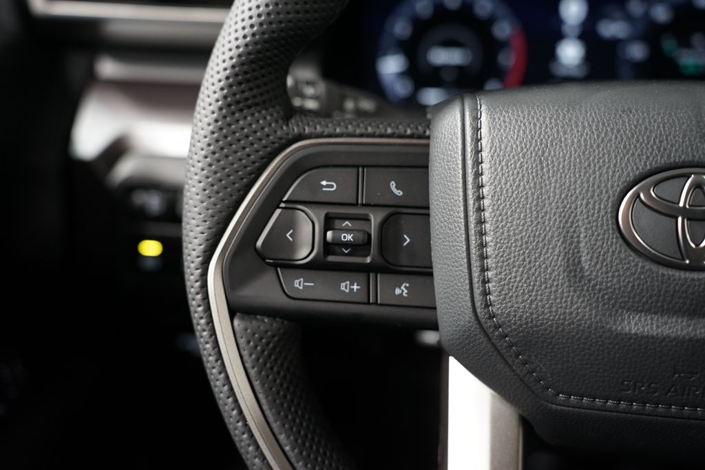 2025 Toyota Tacoma TRD Sport 15