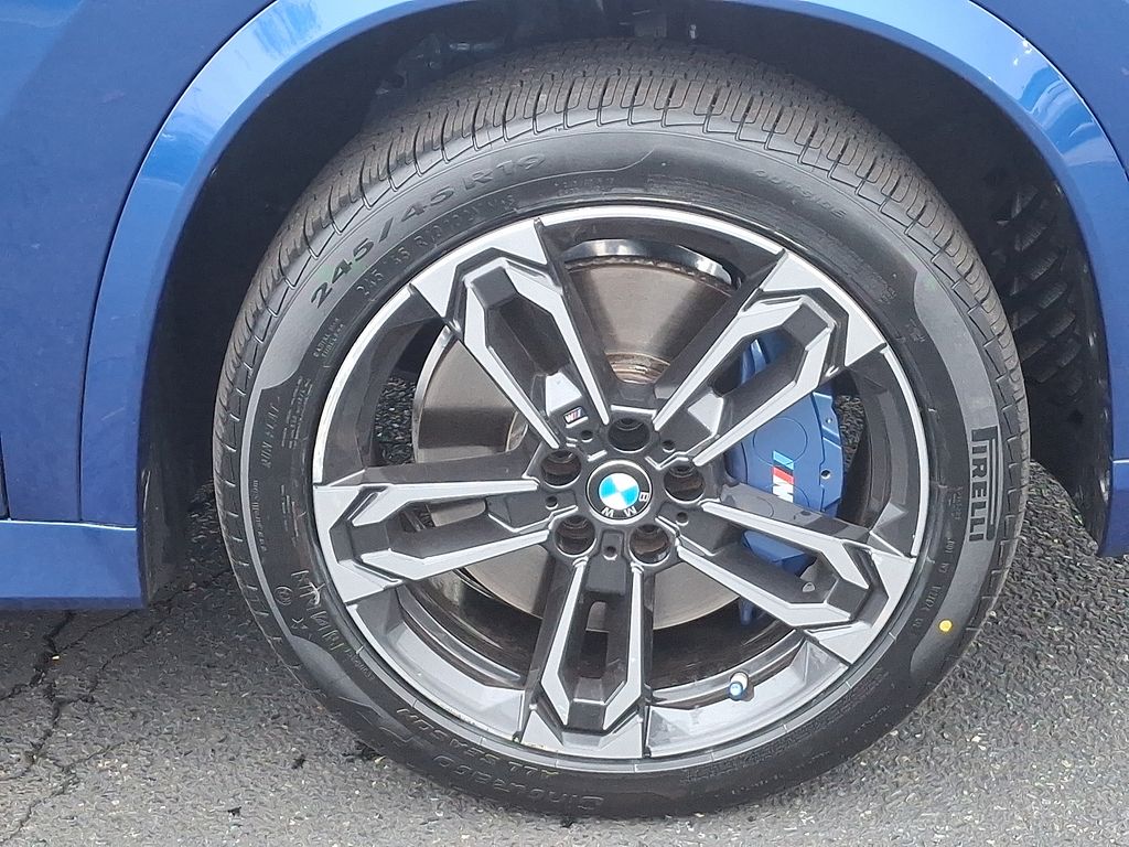 Thumbnail: 2025 BMW X1 - 8