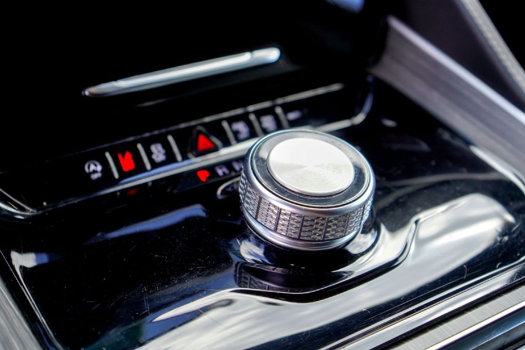 Used Car 2024 Jeep Wagoneer L  Series Ii For Sale Under $40,000 In Taylor, Texas