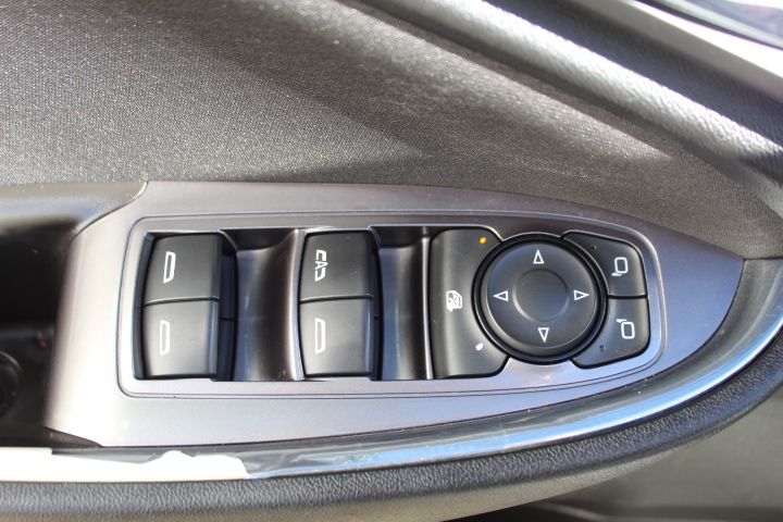 Used Car 2017 Chevrolet Malibu  Lt For Sale Under $10,000 In Georgetown, Texas