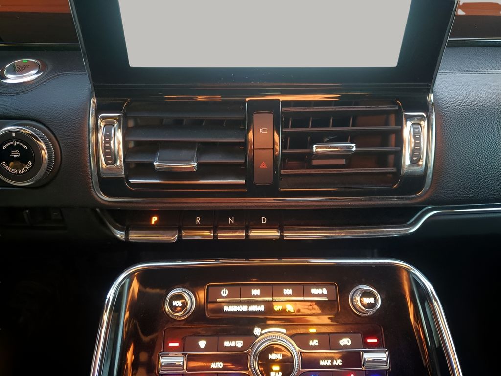 Used Car 2018 Lincoln Navigator  Reserve For Sale Under $25,000 In Austin, Texas