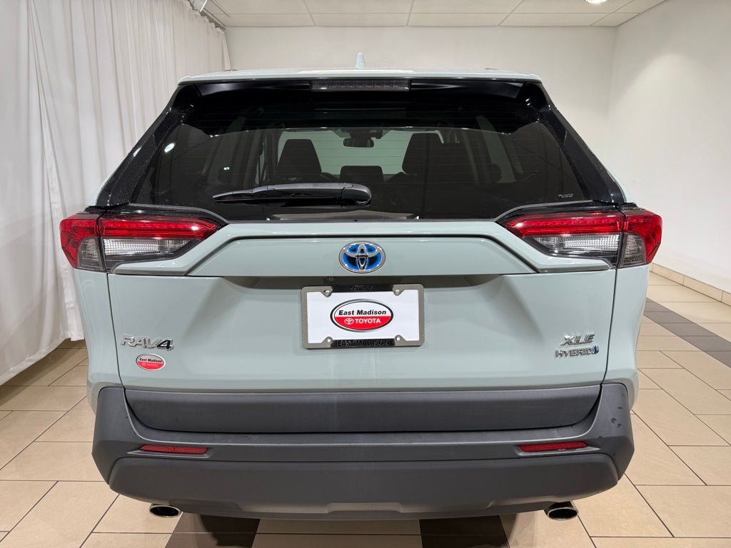 Thumbnail: 2023 Toyota RAV4 - 4