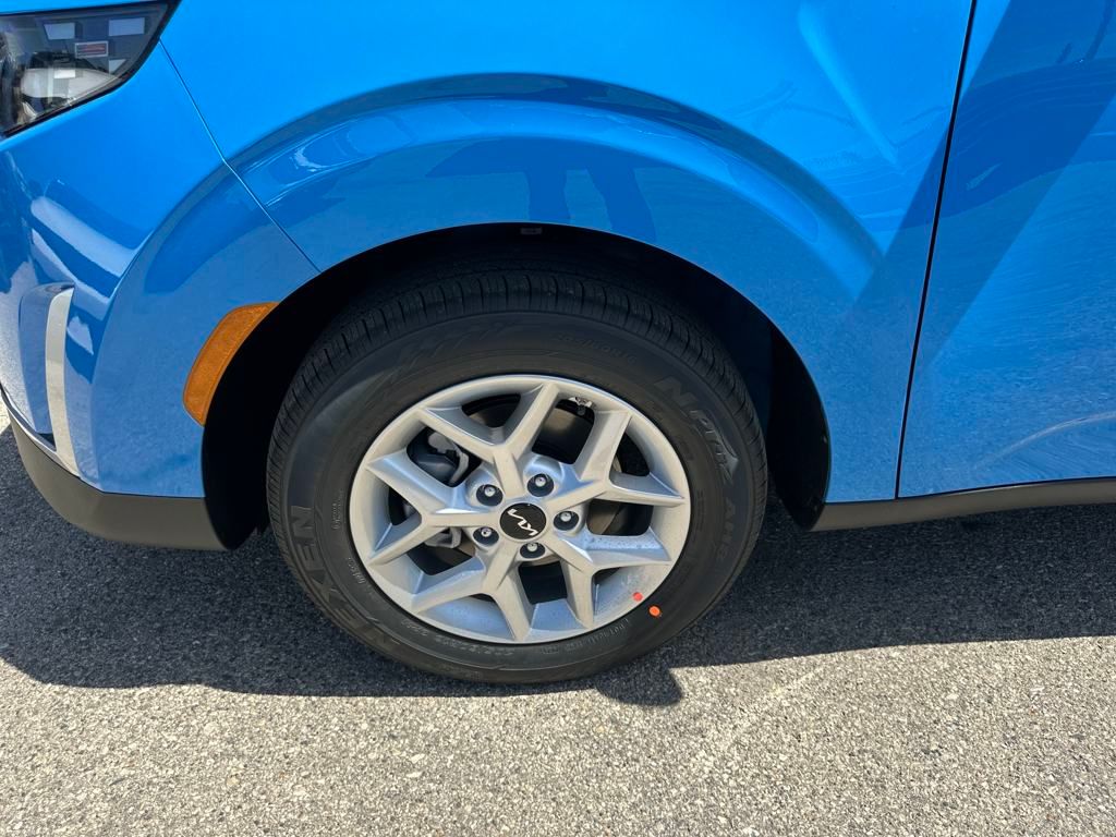 2025 Kia Soul S photo