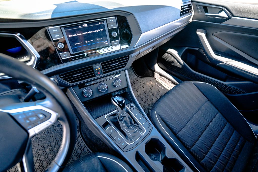 Used 2024 Volkswagen Jetta Sedan