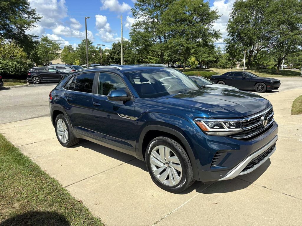 /2022 Volkswagen Atlas-Cross Sport