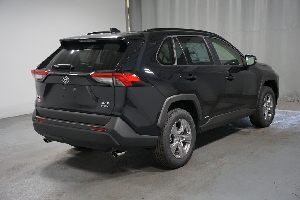 Thumbnail: 2025 Toyota RAV4 - 8
