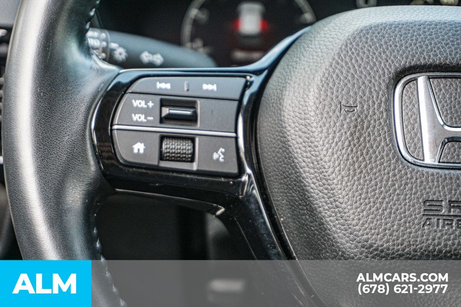 Used 2024 White Honda EX-L image 29
