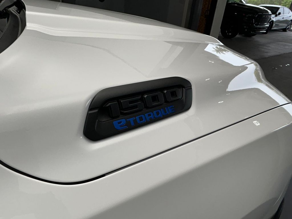 New 2026 Bright White Clearcoat Ram Tradesman image 40