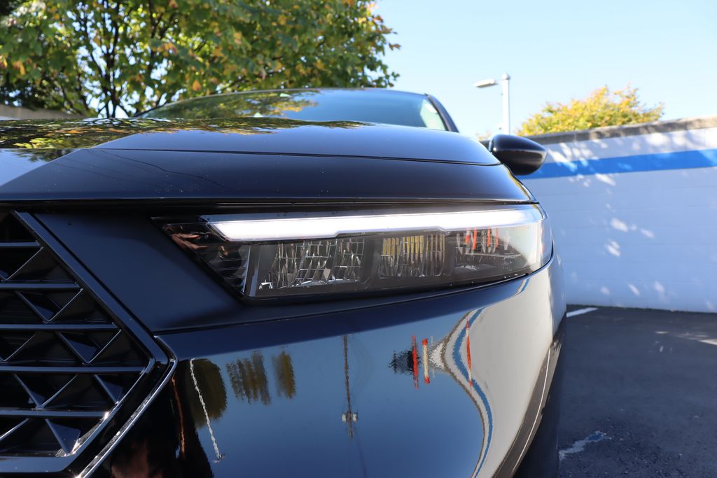 Thumbnail: 2025 Honda Accord - 9