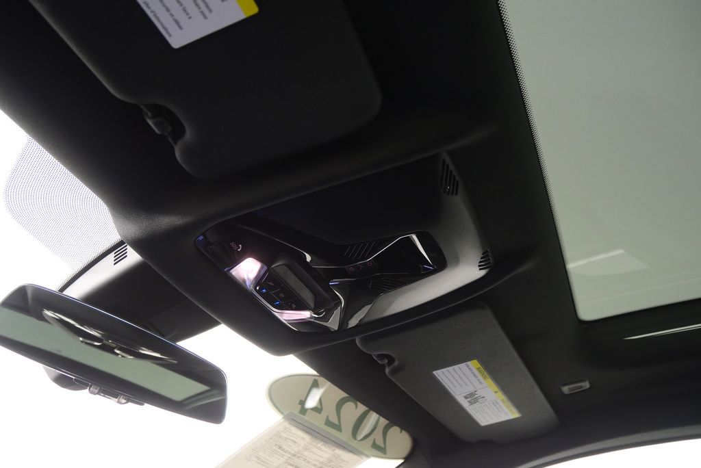 Thumbnail: 2024 BMW 2 Series - 24