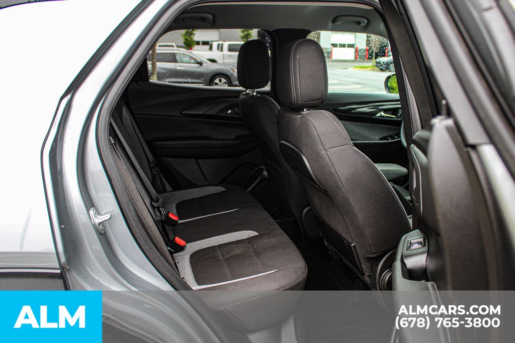 Used 2025 Gray Chevrolet LT image 17