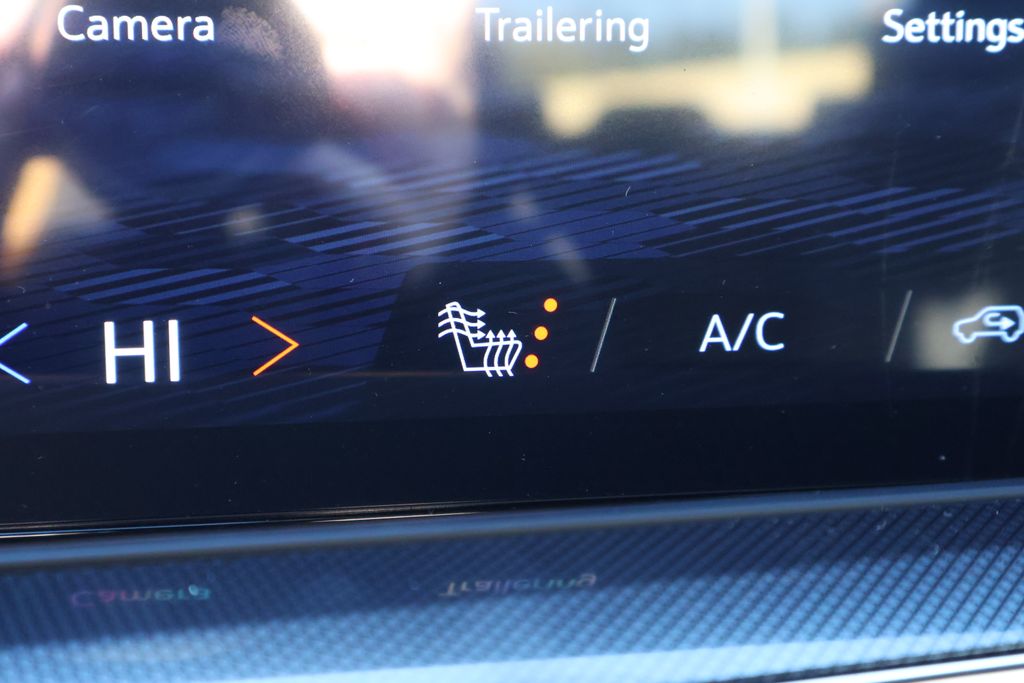 Thumbnail: 2026 Chevrolet Tahoe - 30