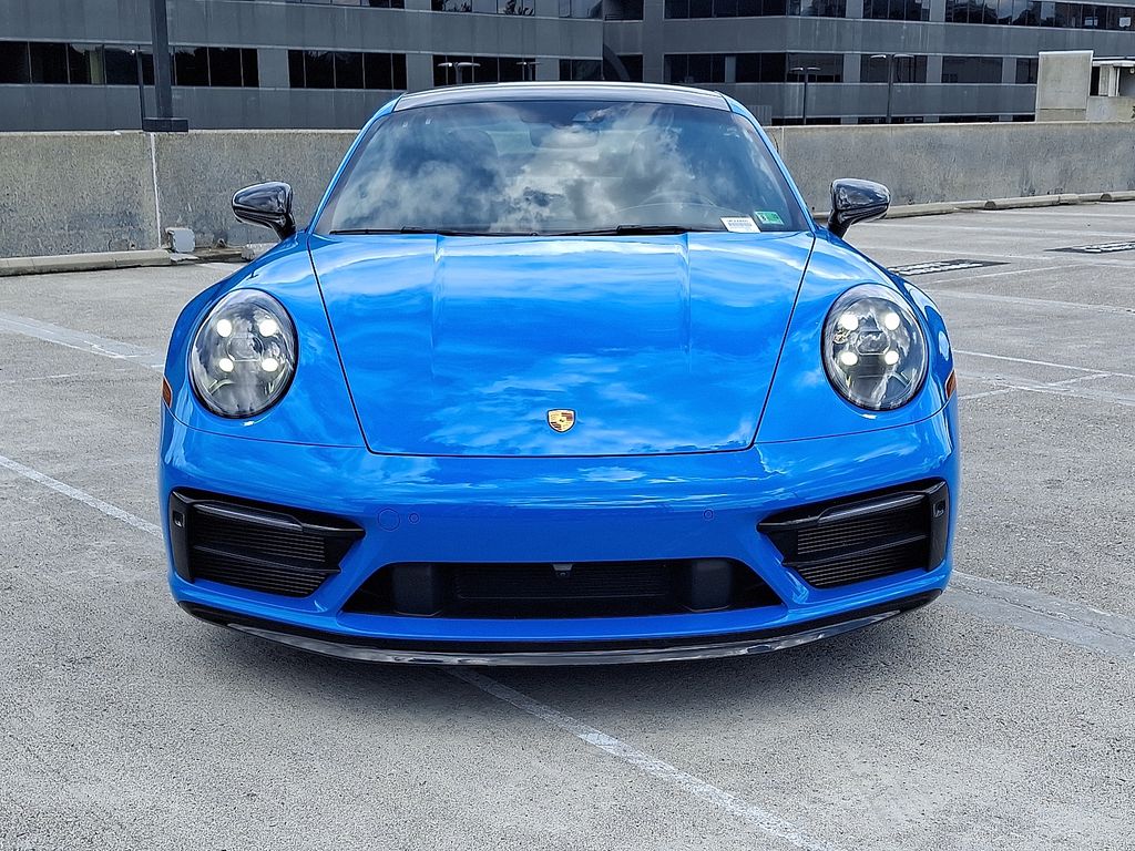 Thumbnail: 2022 Porsche 911 - 6