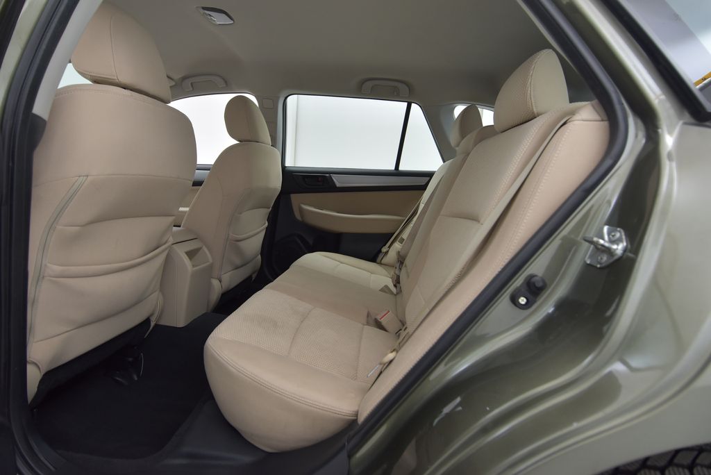 2017 Subaru Outback 2.5i photo