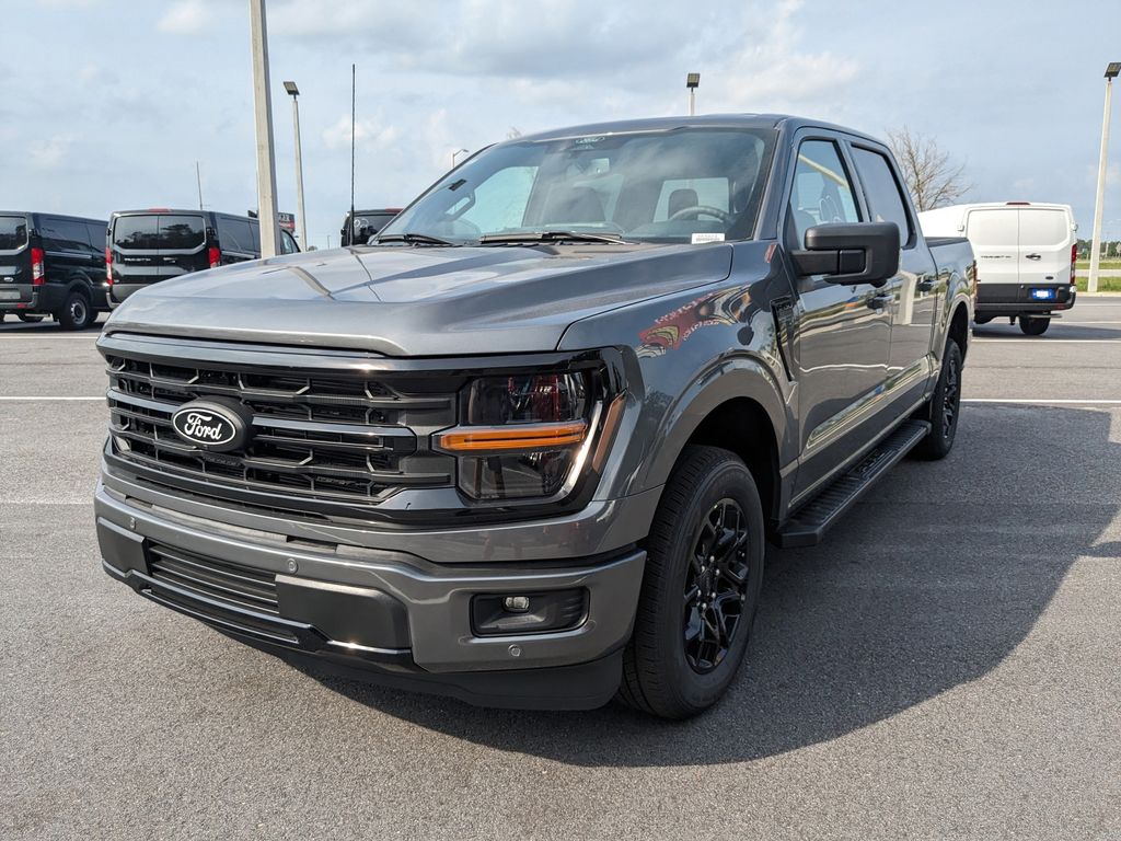 2025 Ford F-150 XLT