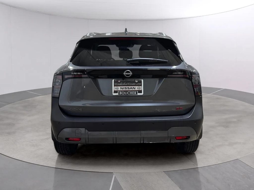 Certified Used 2025 Gun Metallic Nissan SR image 4