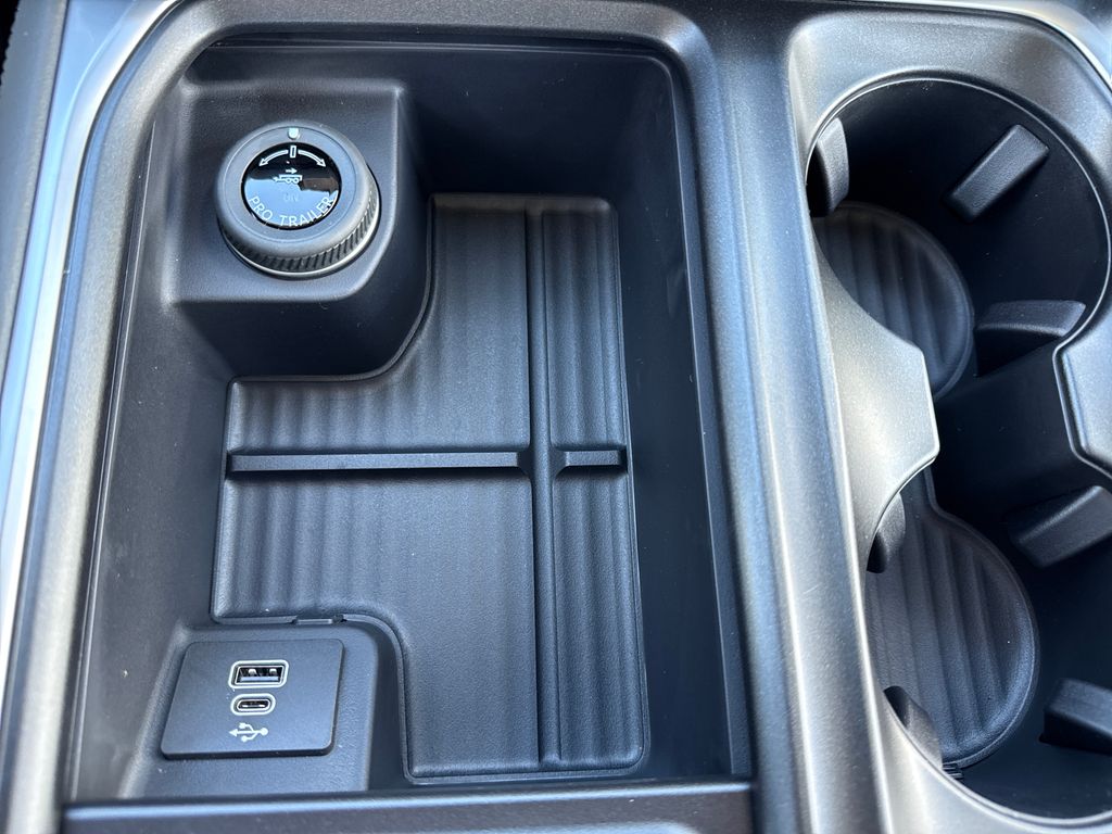 New 2026 Silver Ford Active image 32