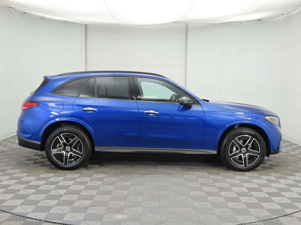 Thumbnail: 2026 Mercedes-Benz GLC - 4