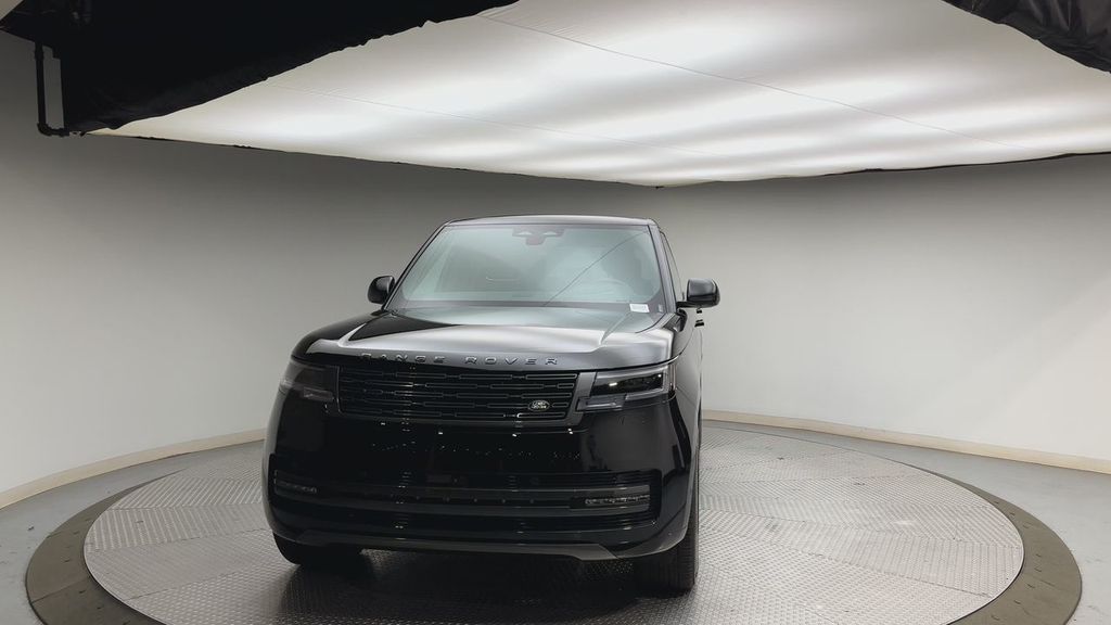 Thumbnail: 2026 Land Rover Range Rover - 7