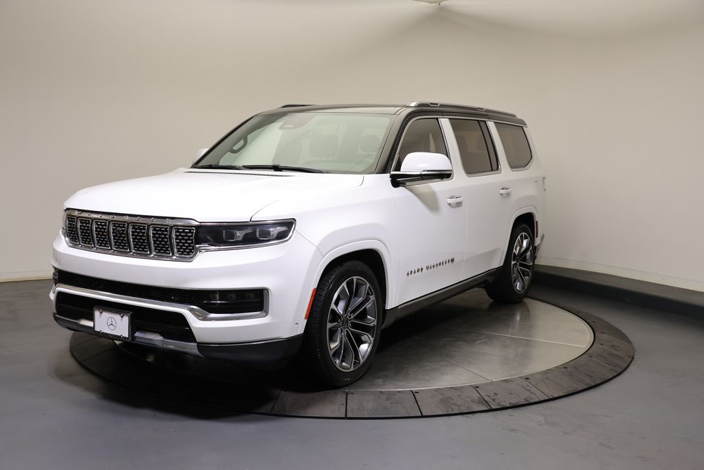 Thumbnail: 2022 Jeep Grand Wagoneer - 3